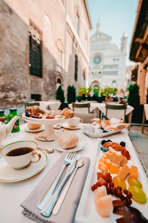 Hotel Duomo Cremona Exterior photo